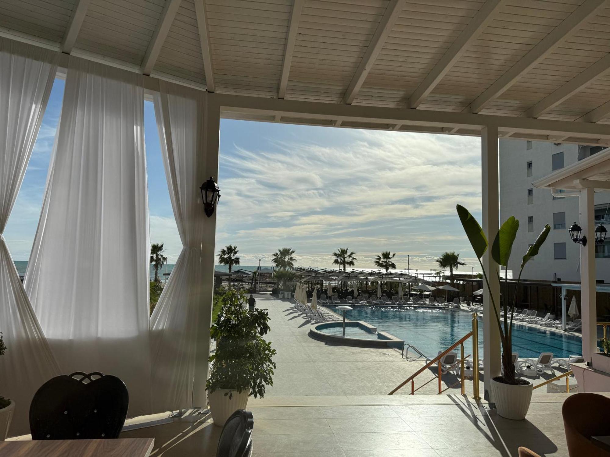 Hotel Bleart Shkallnur Exterior photo